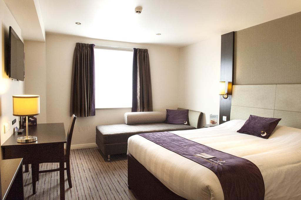 Premier Inn Dundee North Esterno foto