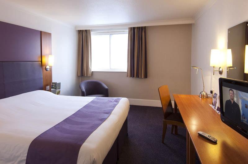 Premier Inn Dundee North Esterno foto